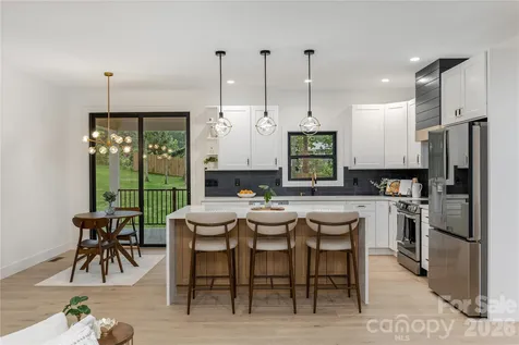 47 Scott Meadows Drive Asheville NC 28806