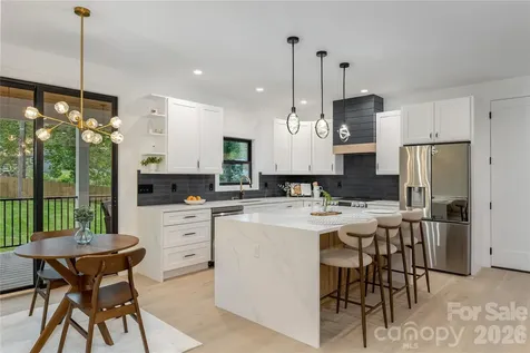 47 Scott Meadows Drive Asheville NC 28806