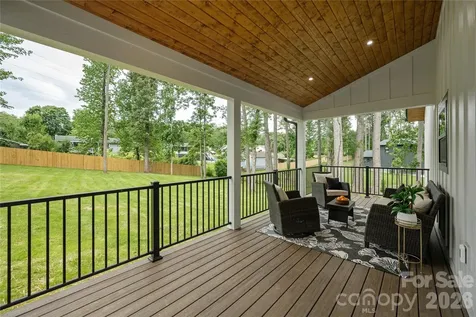 47 Scott Meadows Drive Asheville NC 28806