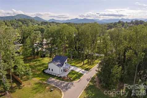 47 Scott Meadows Drive Asheville NC 28806