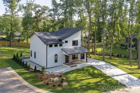 47 Scott Meadows Drive Asheville NC 28806