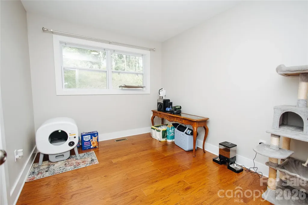 212 Maple Avenue Marion NC 28752