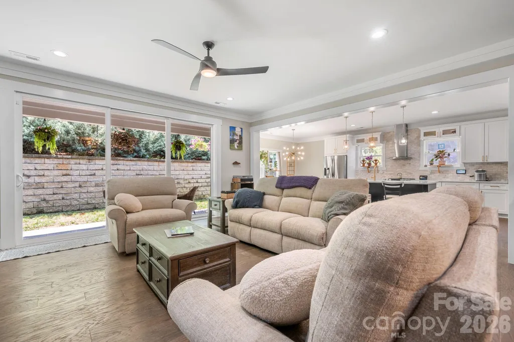 5046 Woodwinds Drive NE Hickory NC 28601
