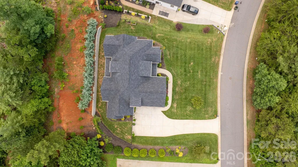 5046 Woodwinds Drive NE Hickory NC 28601