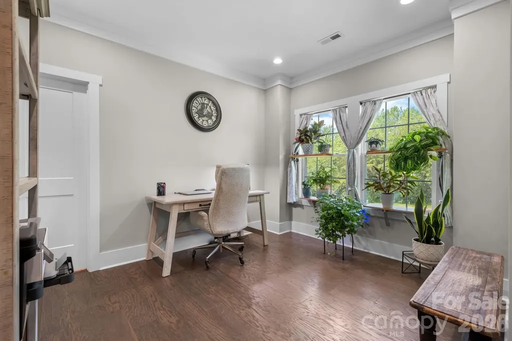 5046 Woodwinds Drive NE Hickory NC 28601