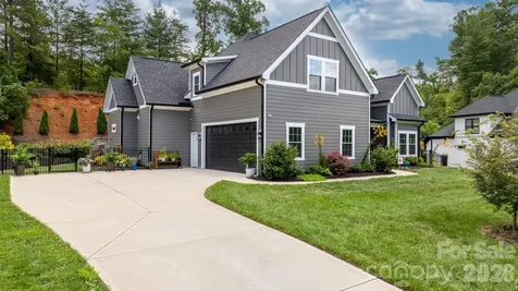 5046 Woodwinds Drive NE Hickory NC 28601