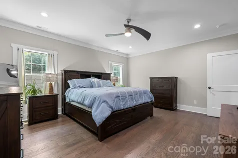 5046 Woodwinds Drive NE Hickory NC 28601