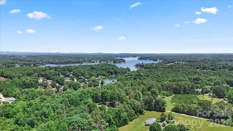 5046 Woodwinds Drive NE Hickory NC 28601