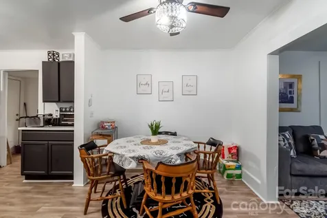 229 Acl Avenue Cheraw SC 29520