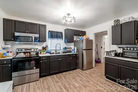 229 Acl Avenue Cheraw SC 29520