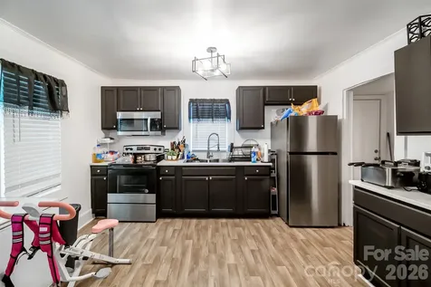 229 Acl Avenue Cheraw SC 29520