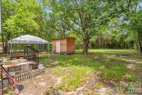 229 Acl Avenue Cheraw SC 29520