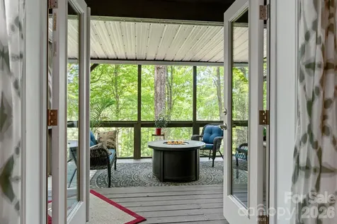 58 Sourwood Drive Mills River NC 28759