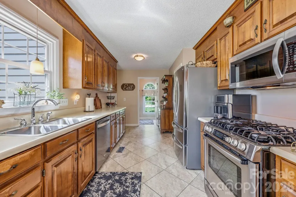 4516 Appaloosa Lane Charlotte NC 28215