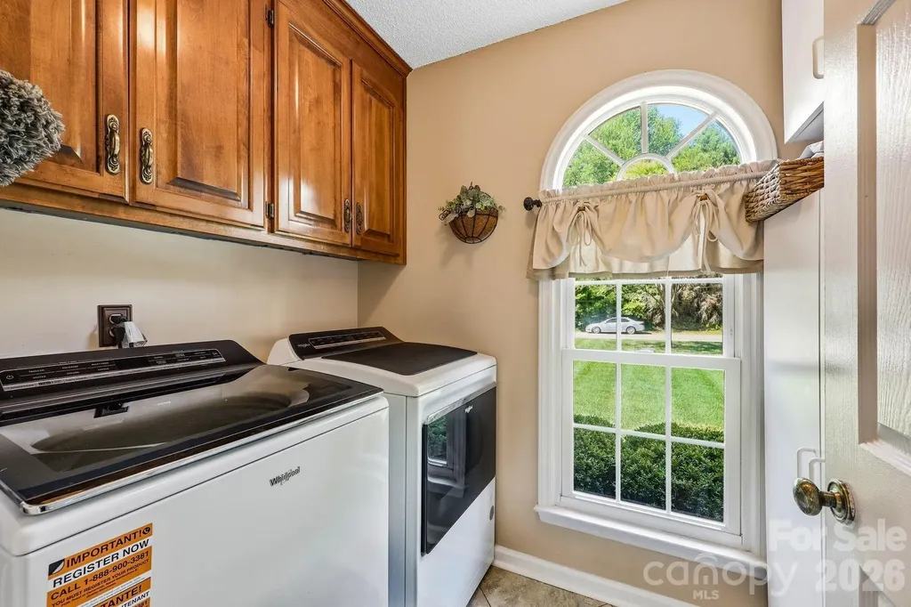4516 Appaloosa Lane Charlotte NC 28215