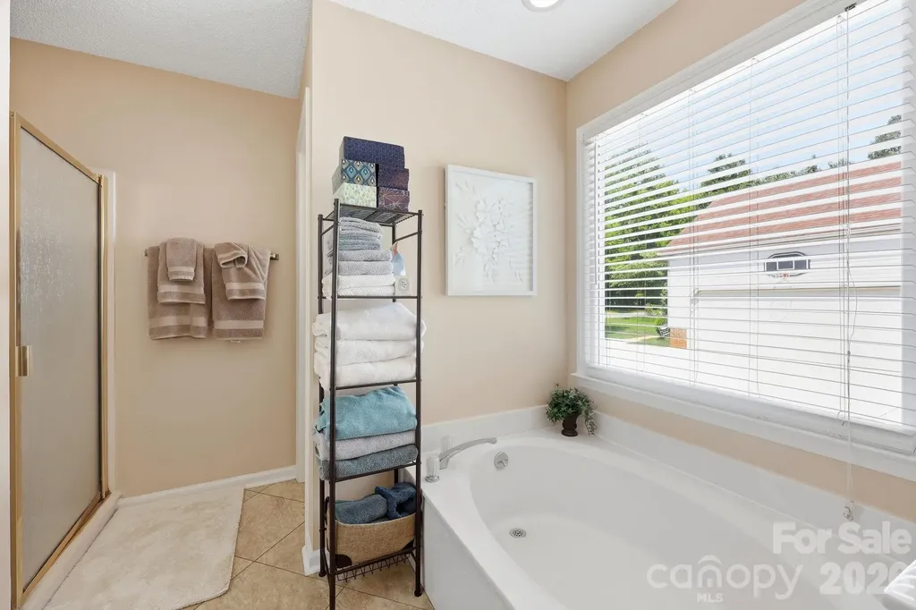 4516 Appaloosa Lane Charlotte NC 28215