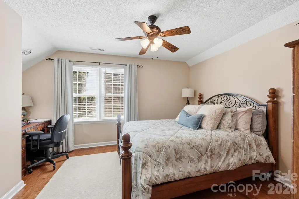 4516 Appaloosa Lane Charlotte NC 28215
