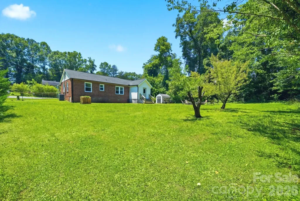 2732 E Long Avenue Gastonia NC 28054
