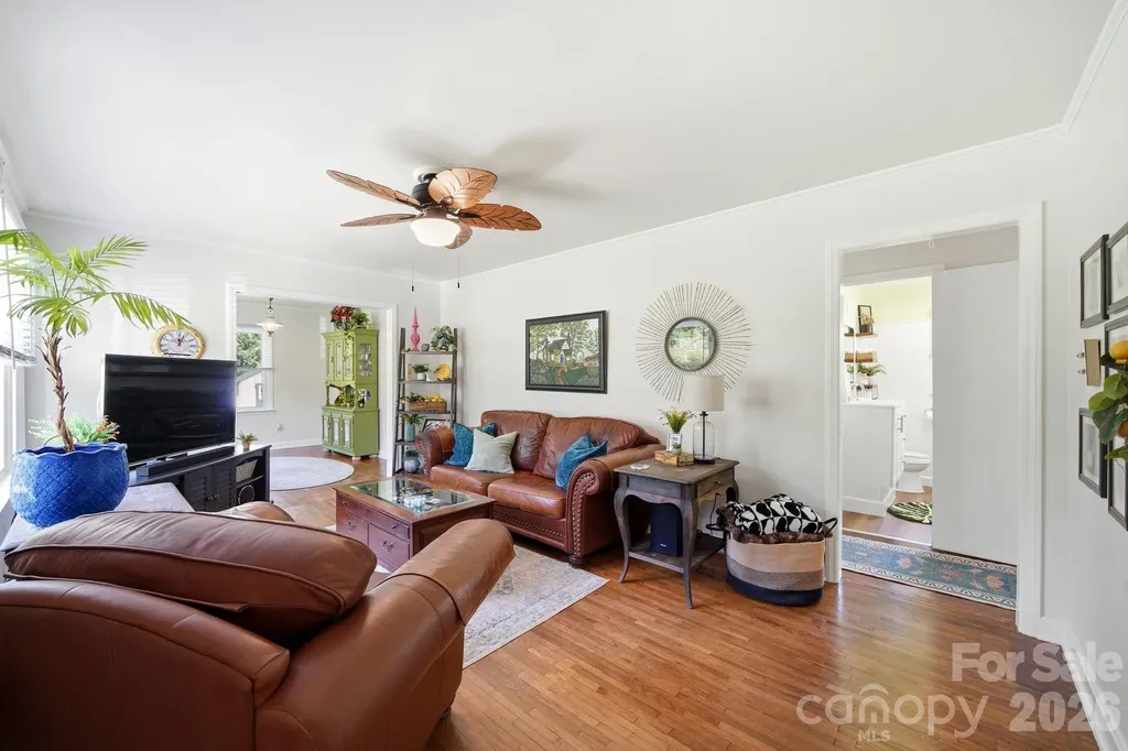 2732 E Long Avenue Gastonia NC 28054