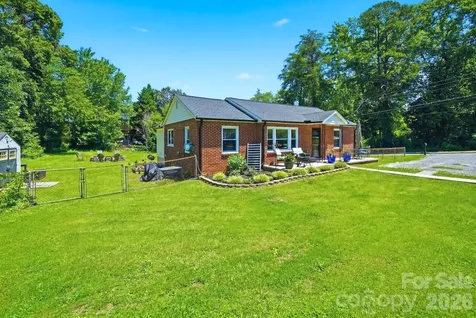 2732 E Long Avenue Gastonia NC 28054