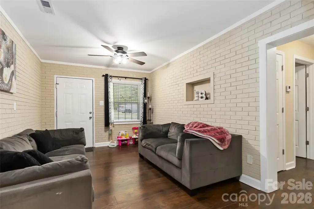 106 Robinson Avenue Mount Holly NC 28120