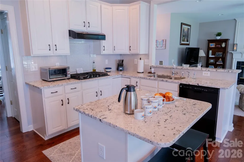 405 Matthews Estates Road Matthews NC 28105