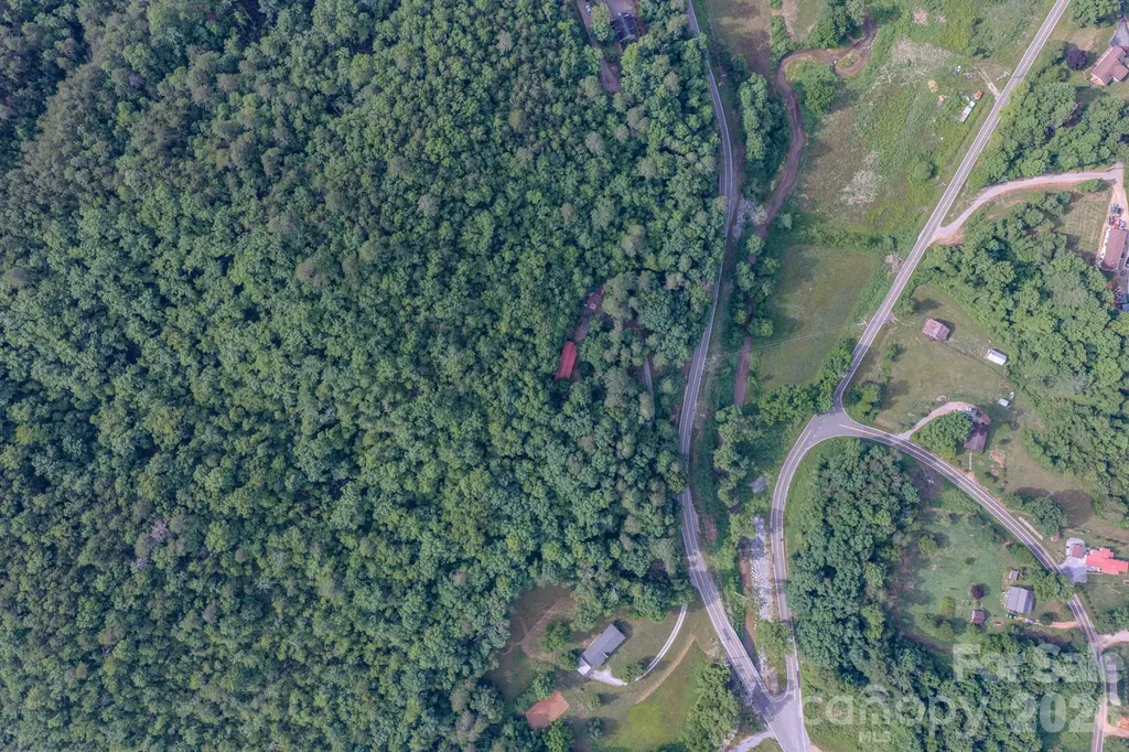 4733 Bat Cave Road Old Fort NC 28762