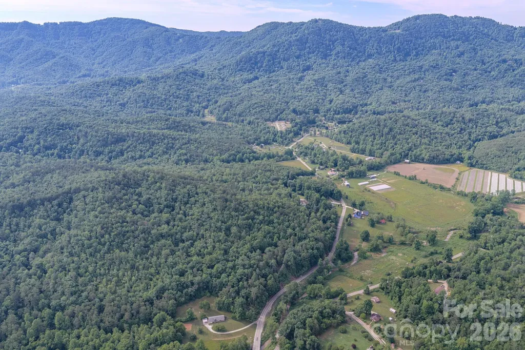 4733 Bat Cave Road Old Fort NC 28762