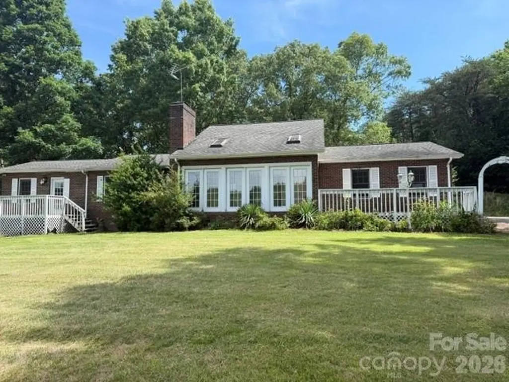 1764 Spurgeon Road Hickory NC 28602
