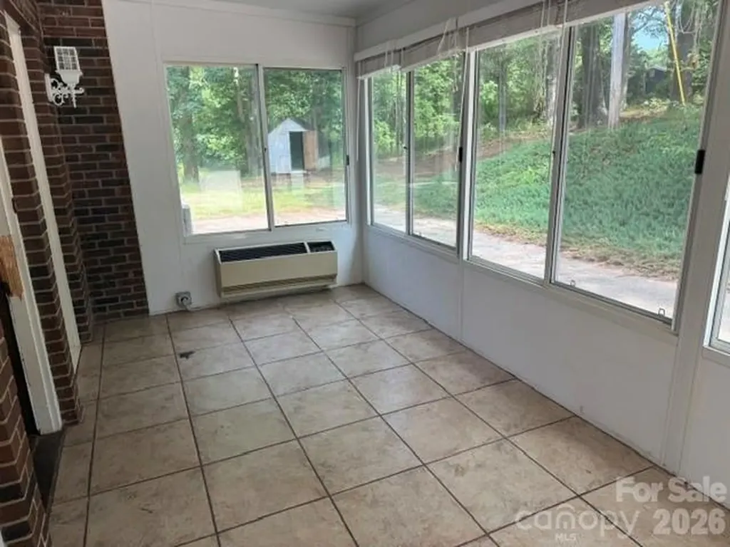 1764 Spurgeon Road Hickory NC 28602