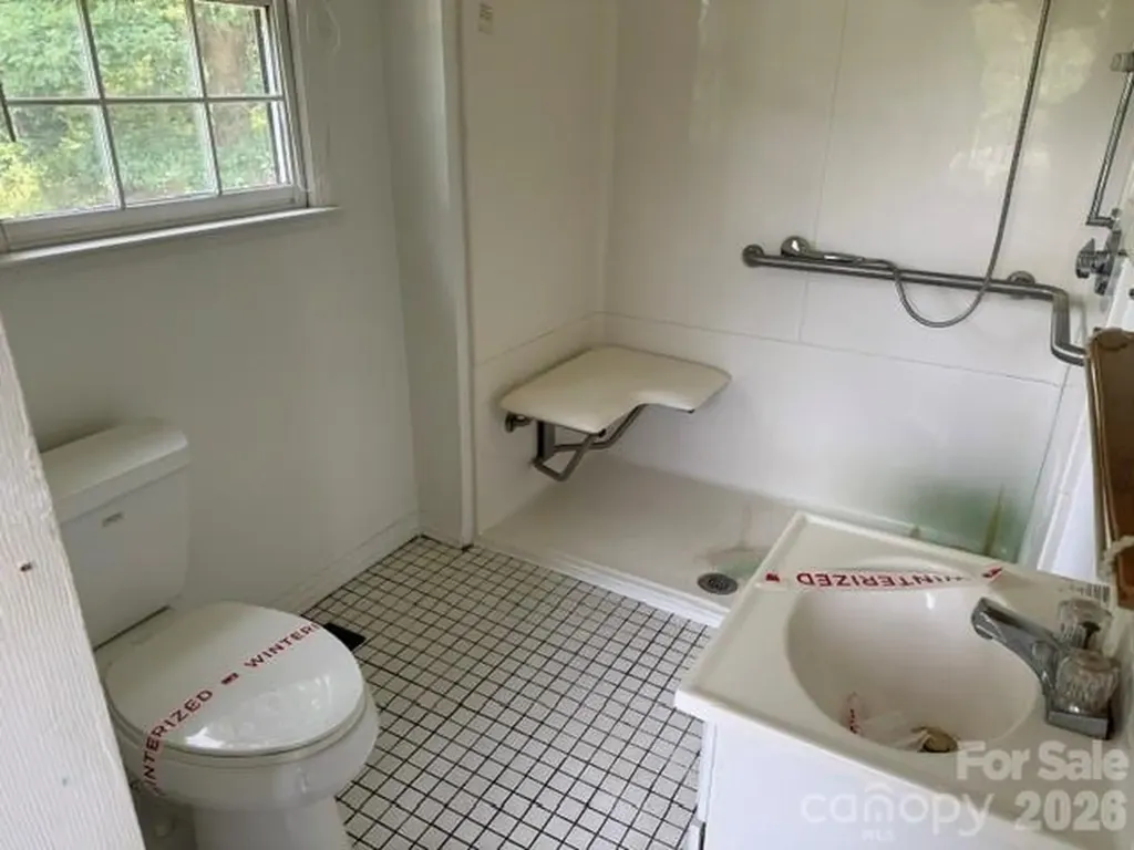 1764 Spurgeon Road Hickory NC 28602