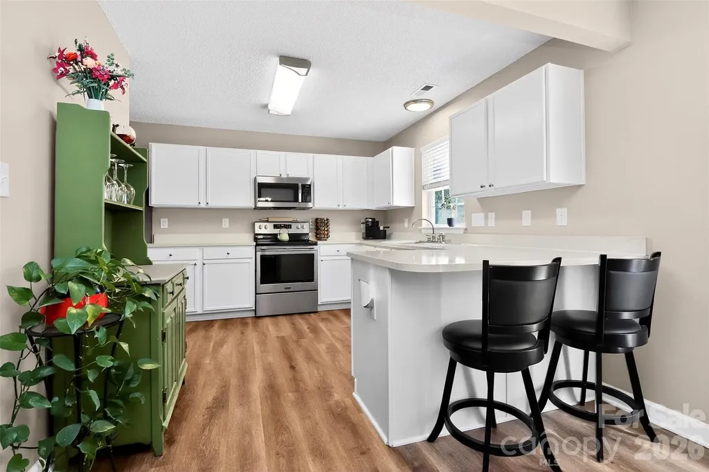4819 Hopewood Lane Charlotte NC 28216