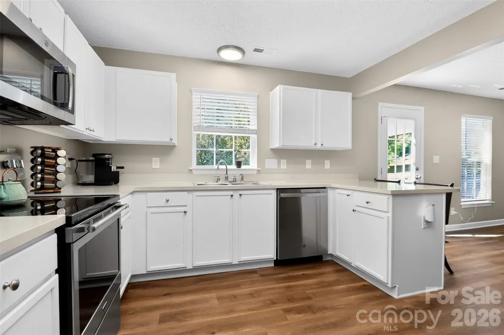 4819 Hopewood Lane Charlotte NC 28216
