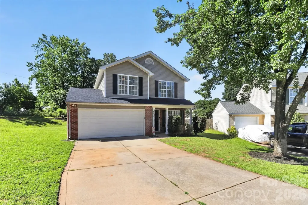 4819 Hopewood Lane Charlotte NC 28216