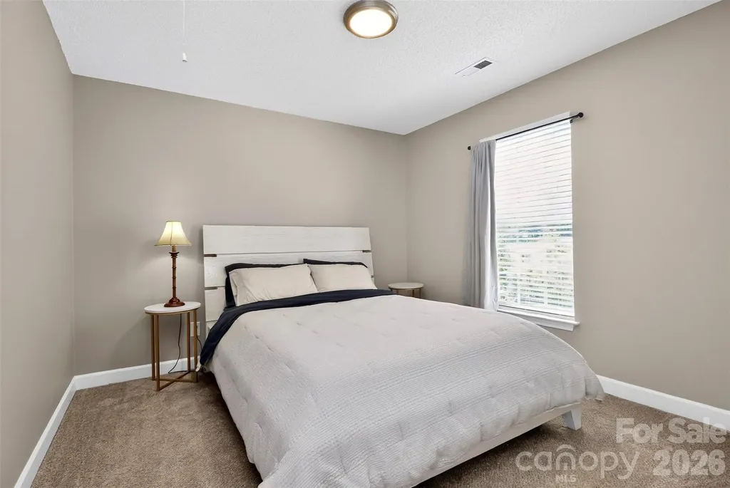 4819 Hopewood Lane Charlotte NC 28216