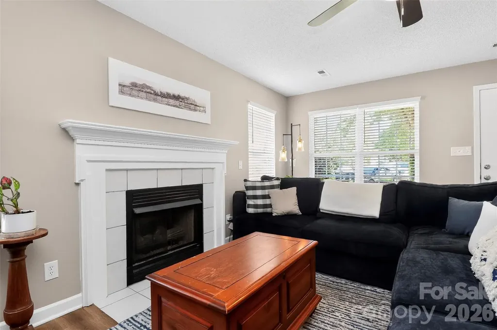 4819 Hopewood Lane Charlotte NC 28216