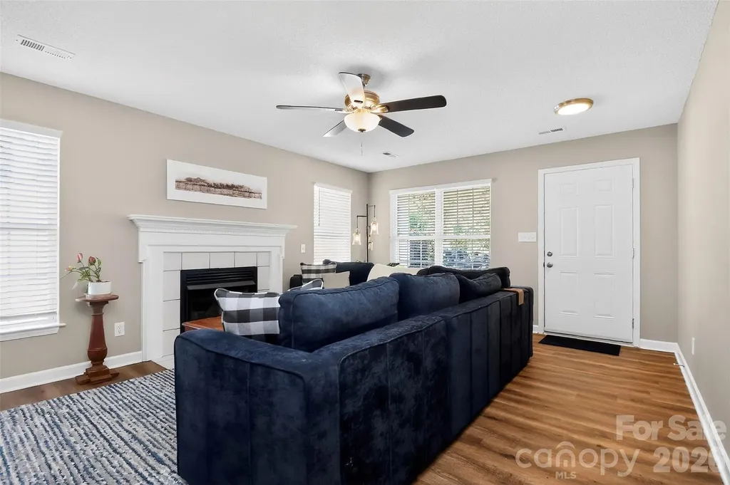 4819 Hopewood Lane Charlotte NC 28216