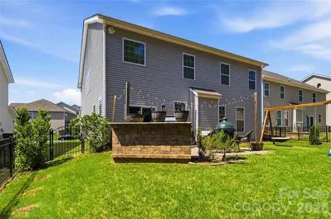 11062 River Oaks Drive NW Concord NC 28027