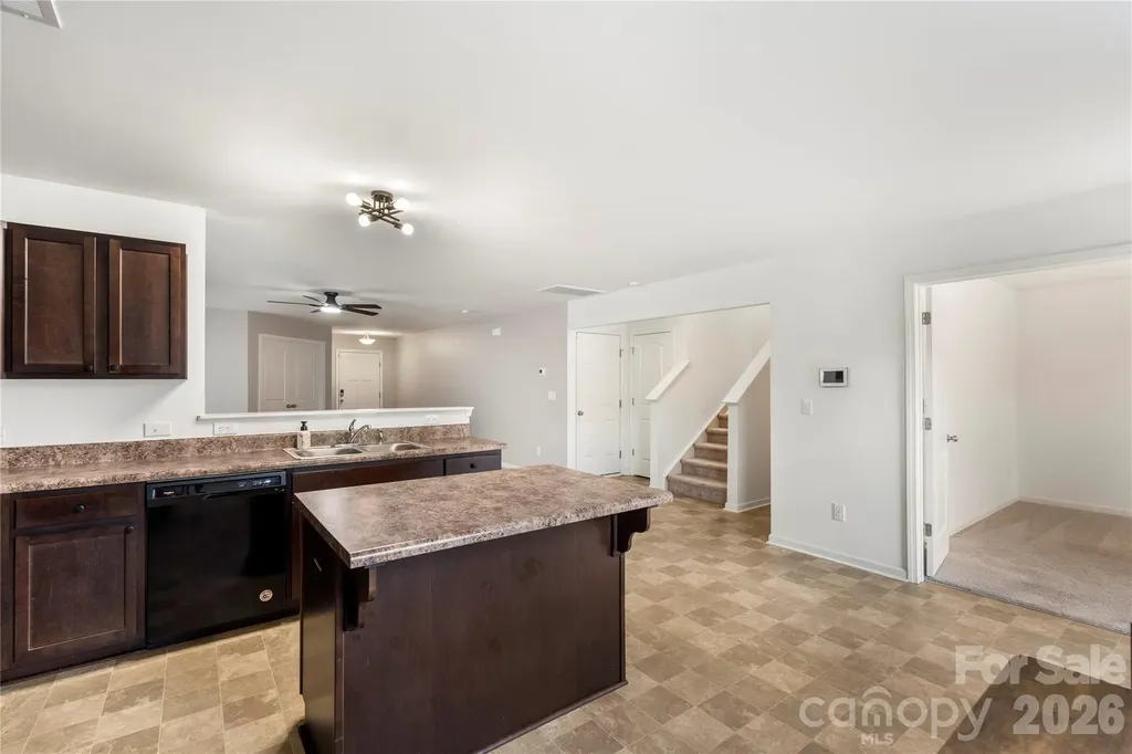 10131 Holly Park Drive Charlotte NC 28214