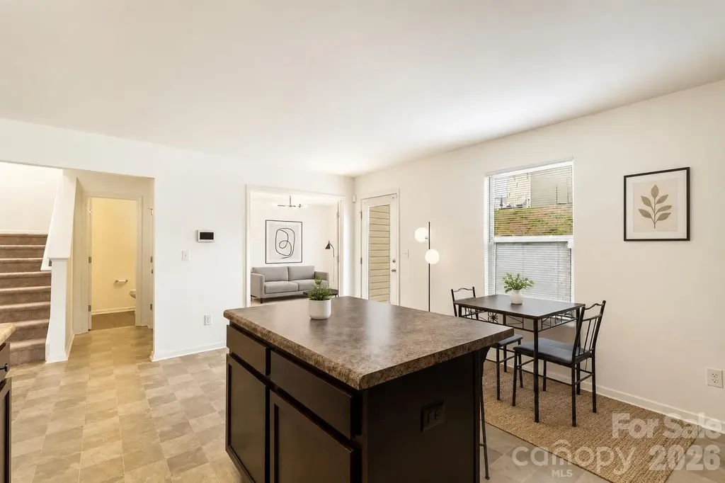 10131 Holly Park Drive Charlotte NC 28214