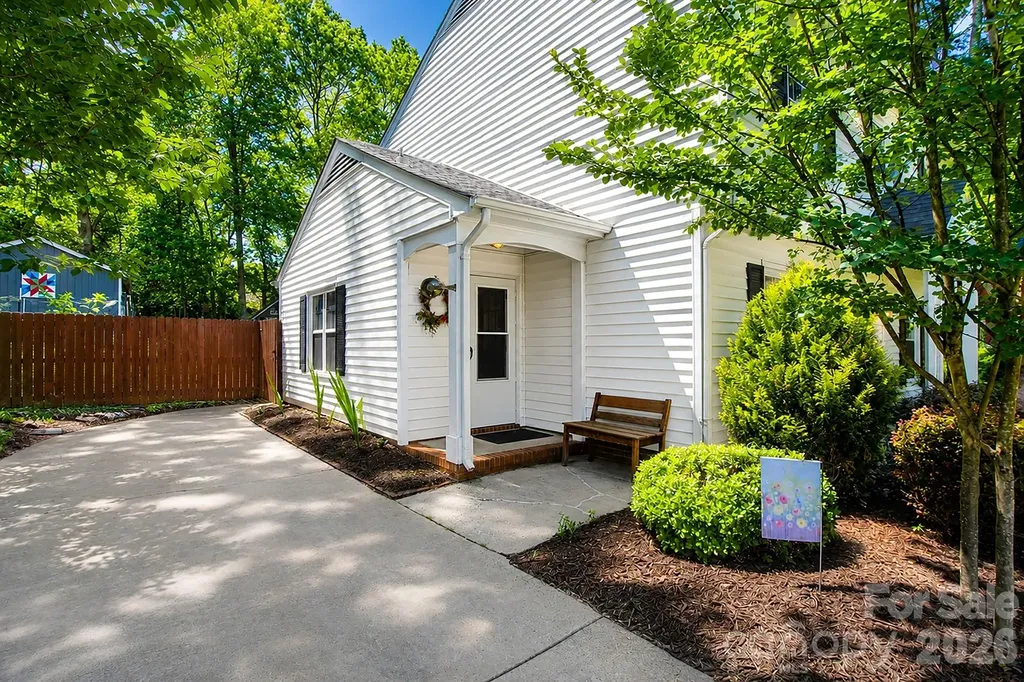 9629 Watergate Road Charlotte NC 28270