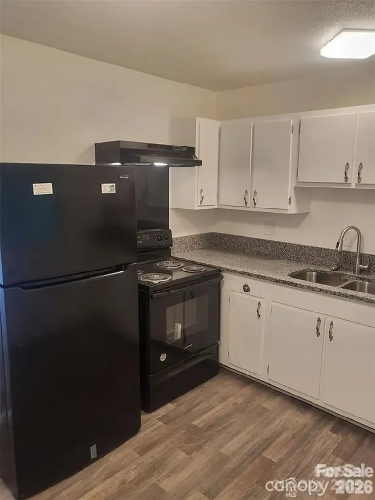 4731 Highlake Drive Charlotte NC 28215