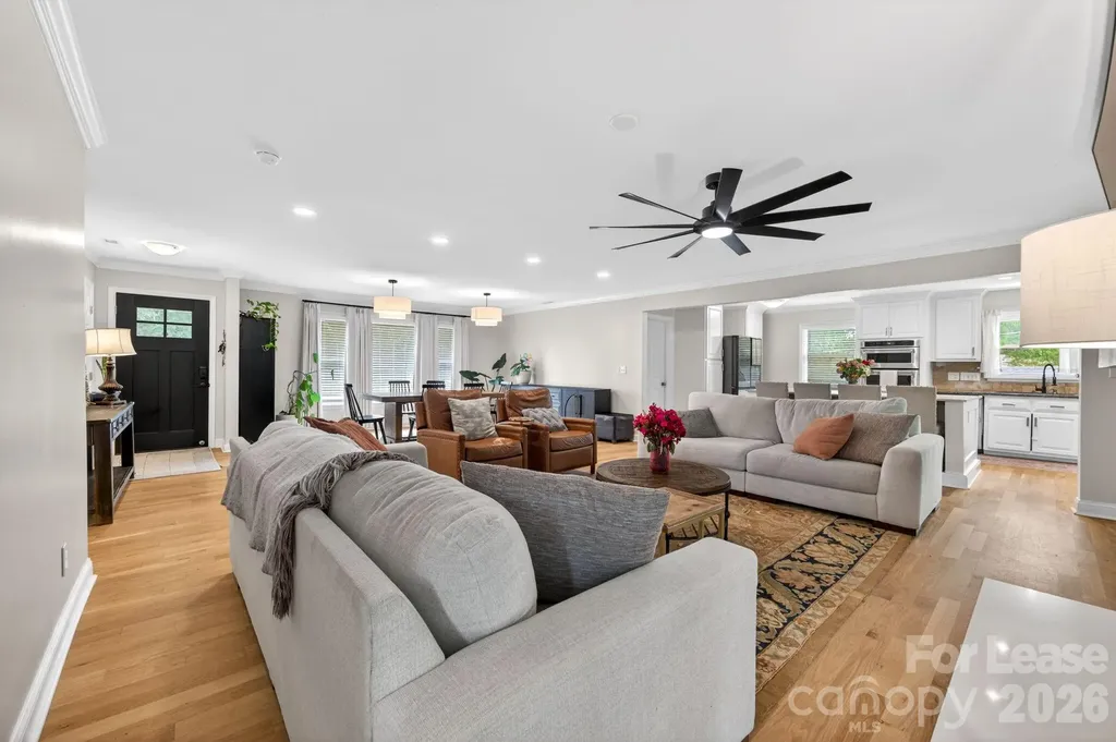 1825 Rozwood Drive Charlotte NC 28216
