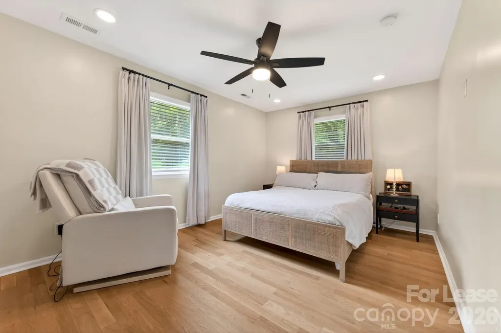1825 Rozwood Drive Charlotte NC 28216