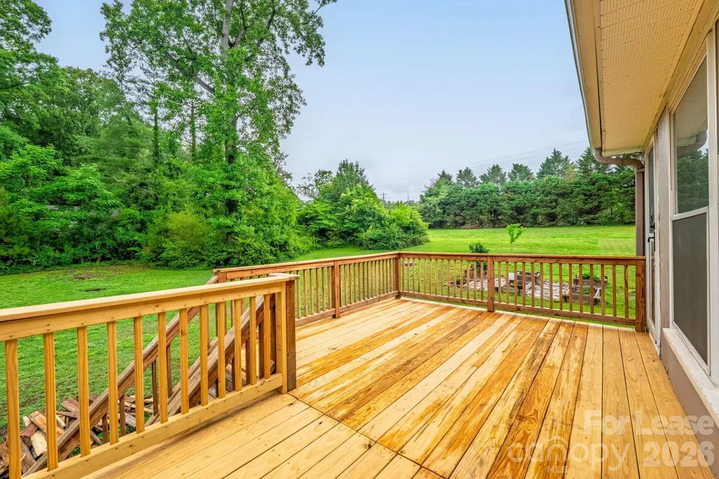 1825 Rozwood Drive Charlotte NC 28216