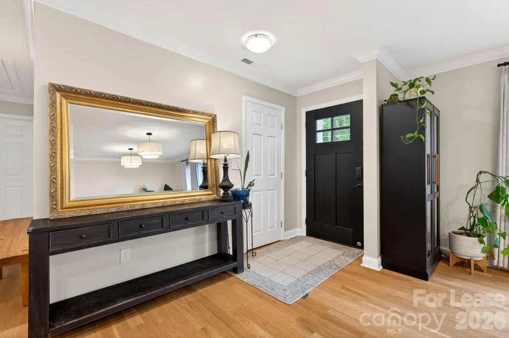 1825 Rozwood Drive Charlotte NC 28216