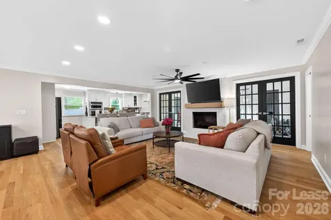 1825 Rozwood Drive Charlotte NC 28216