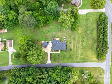 1825 Rozwood Drive Charlotte NC 28216