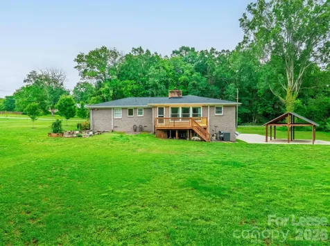 1825 Rozwood Drive Charlotte NC 28216