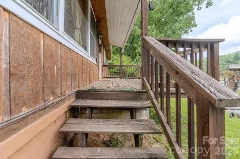 84 English Road Spruce Pine NC 28777